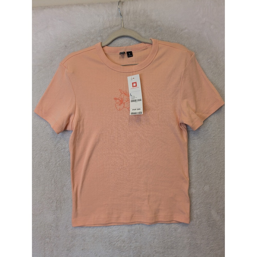 NEW Penshoppe T-Shirt Women's L Peach Hibiscus Graphic Slim Fit‎ Crew Neck Short